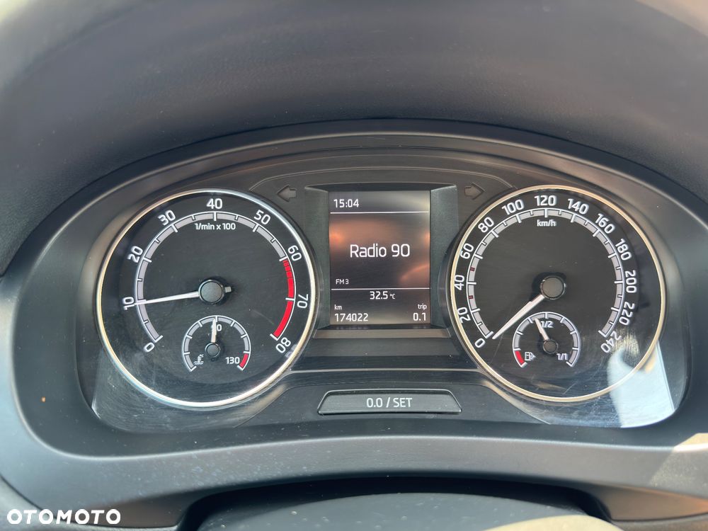 Skoda RAPID 1.0 TSI Ambition - 38