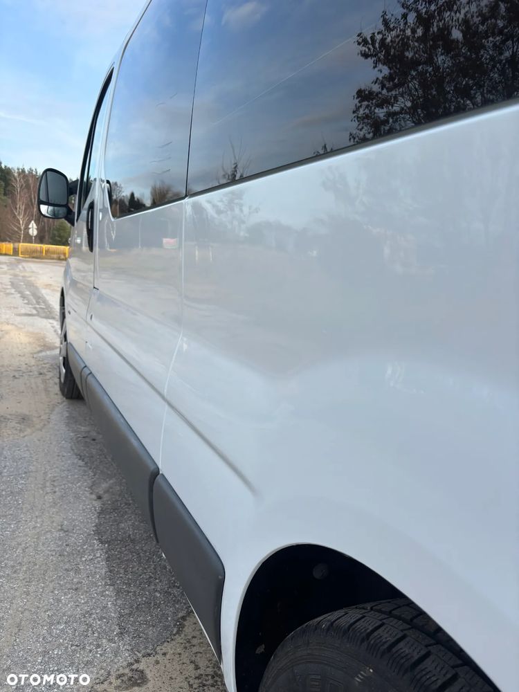 Opel Vivaro L2H1 2.9t Essentia - 36