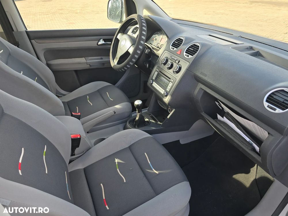 Volkswagen Caddy 1.6 Life Family (5-Si.) - 8