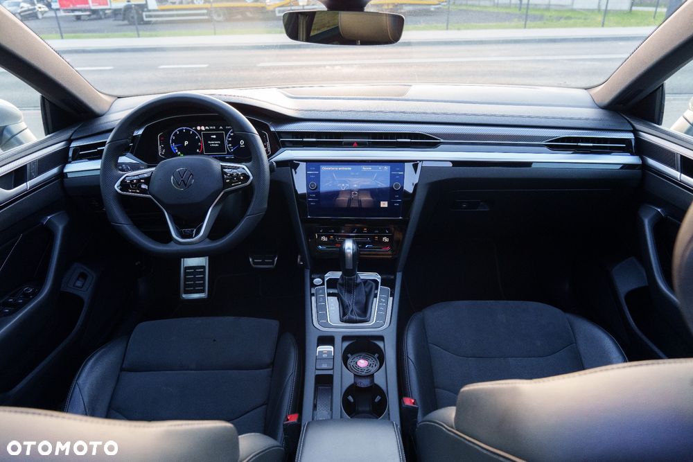 Volkswagen Arteon 2.0 TSI DSG R-Line - 28