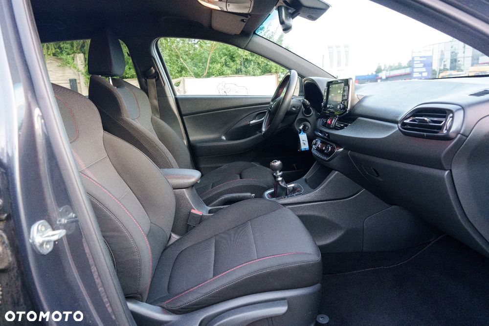 Hyundai i30 1.5 T-GDI 48V-Hybrid N-Line - 14