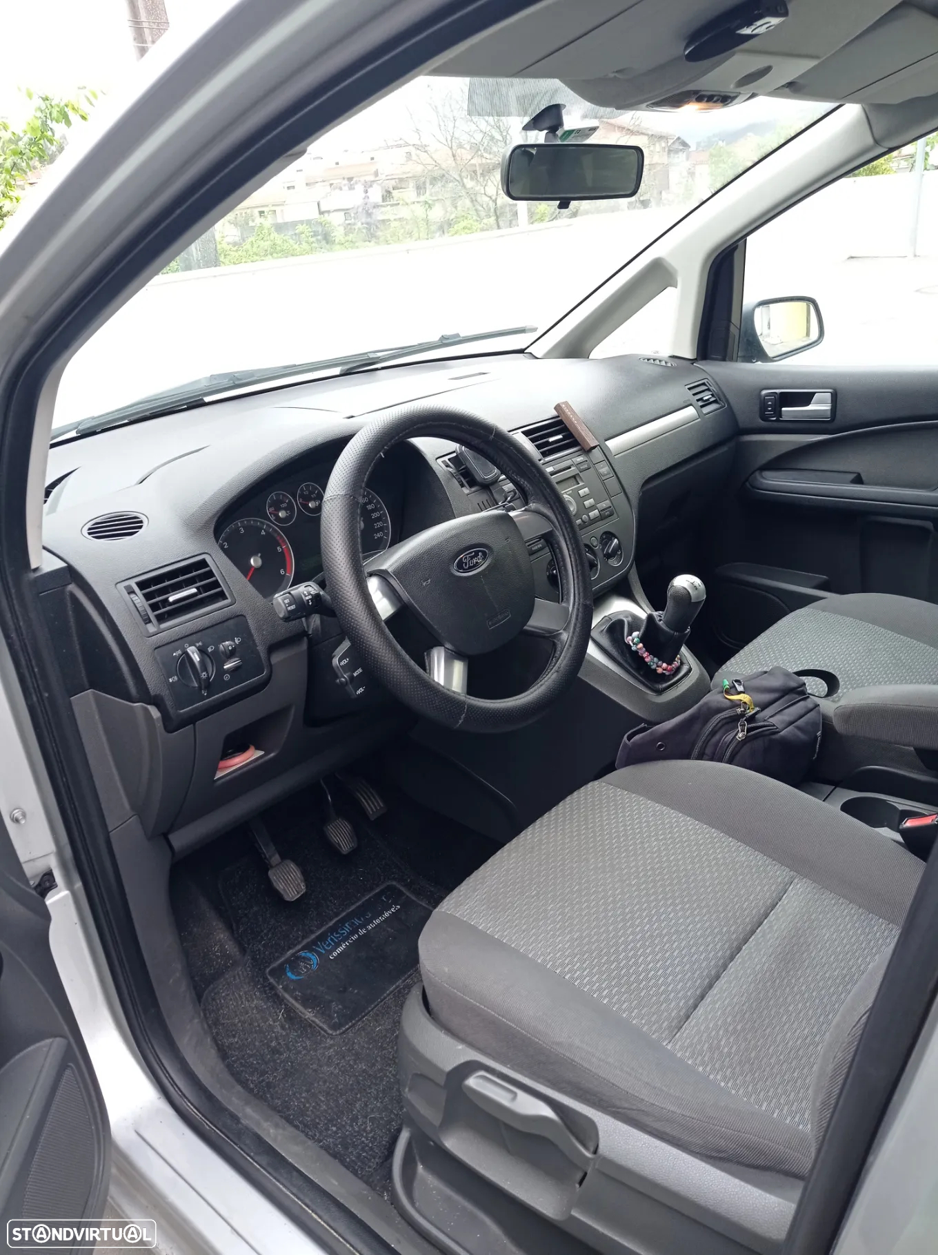 Ford Focus C-Max 1.6 TDCi Ghia - 4