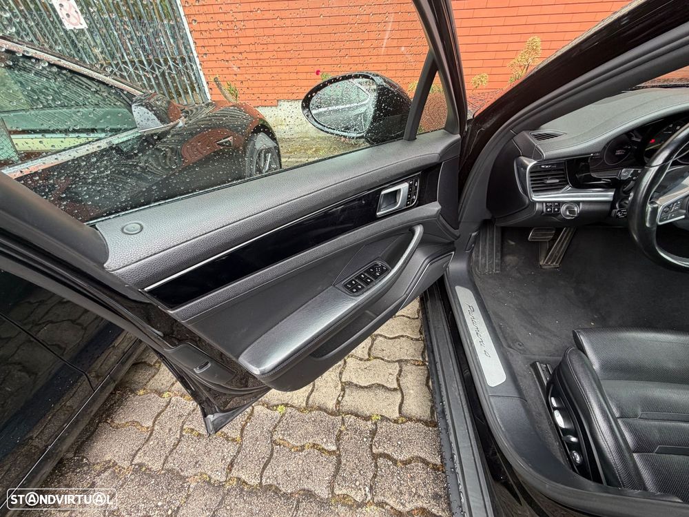 Porsche Panamera Sport Turismo 4 E-Hybrid - 7