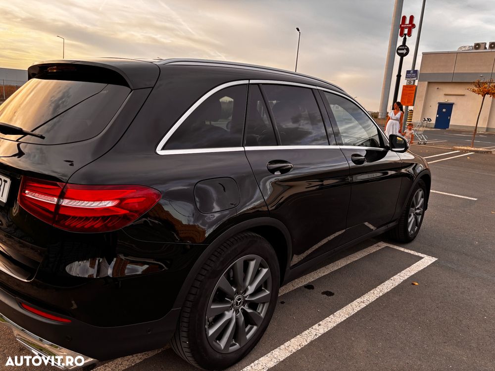 Mercedes-Benz GLC 250 d 4MATIC - 11