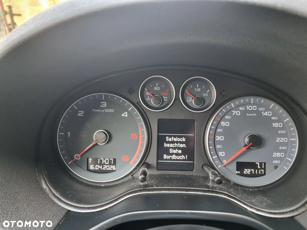Audi A3 Sportback 2.0 TDI DPF Ambiente - 19