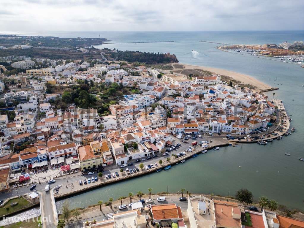 Moradia T1 Renovada - Grande imagem: 3/31