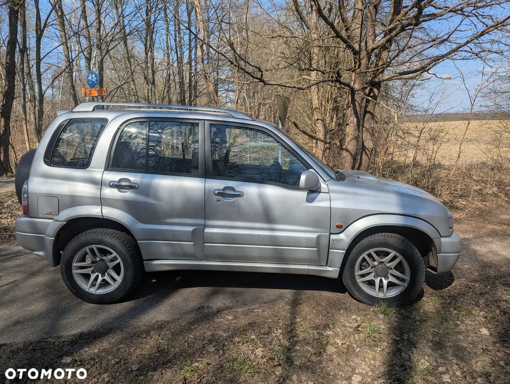 Suzuki Grand Vitara 2.0 HDi - 7