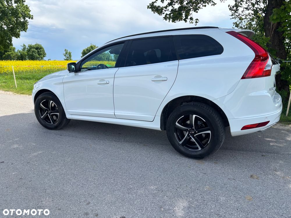 Volvo XC 60 D4 Drive-E Momentum - 5