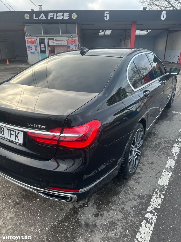 BMW Seria 7 740Ld xDrive - 14