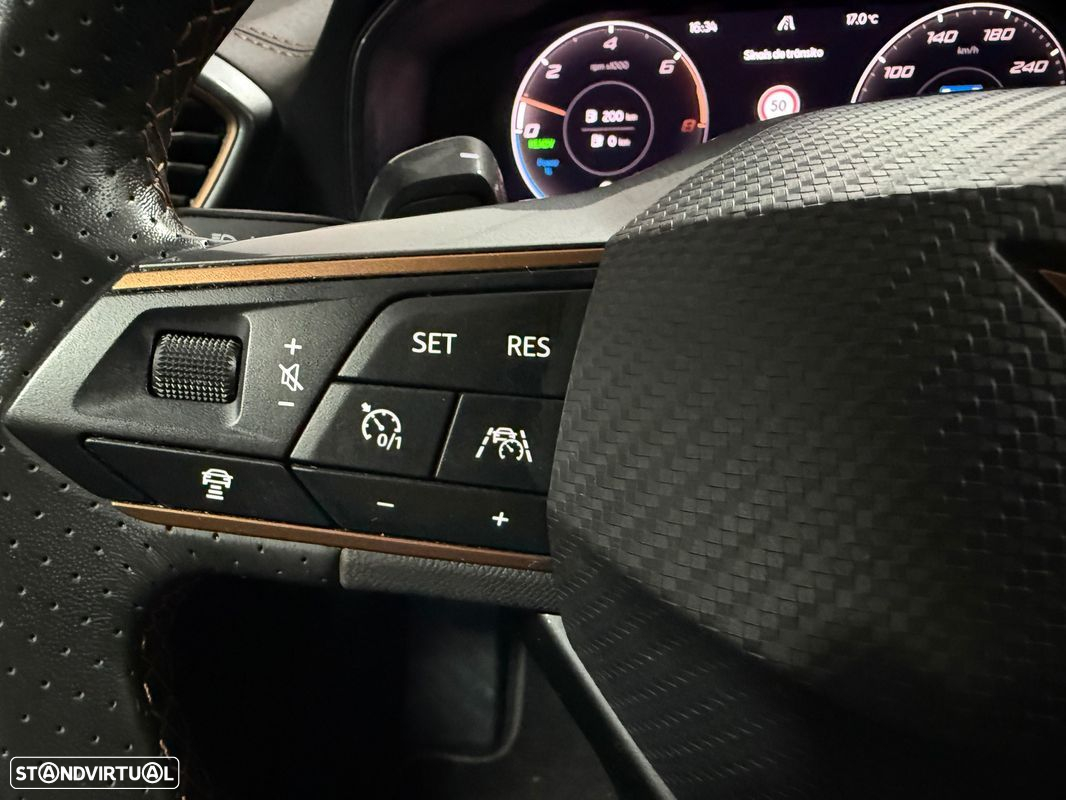 Cupra Formentor 1.4 e-Hybrid DSG - 43
