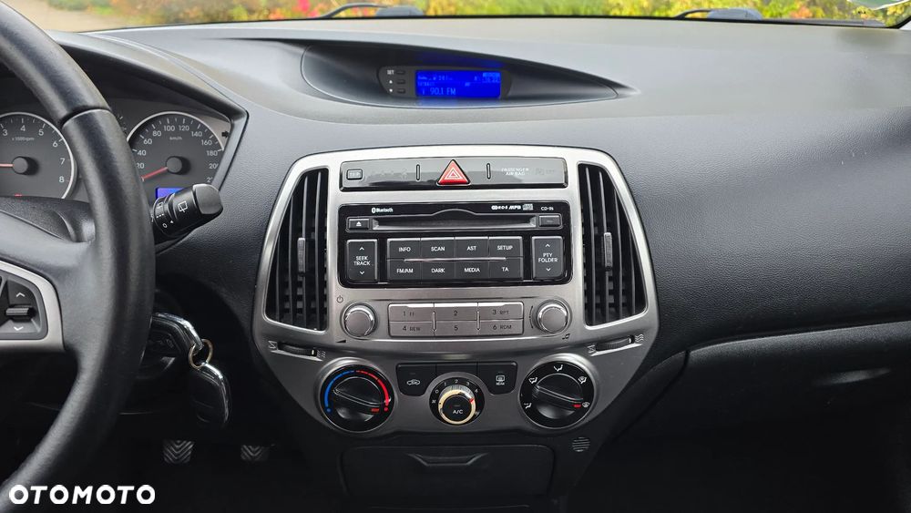 Hyundai i20 - 16
