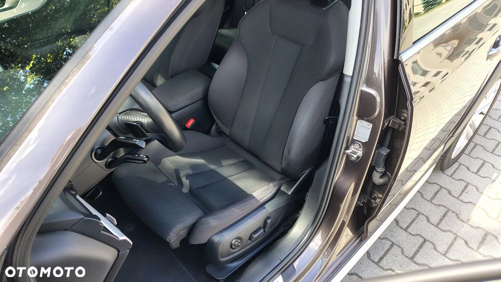 Audi A4 Allroad - 30
