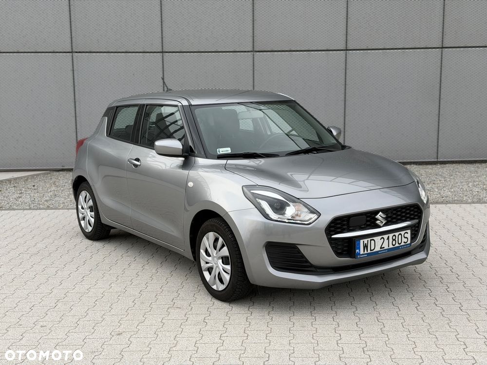Suzuki Swift - 4