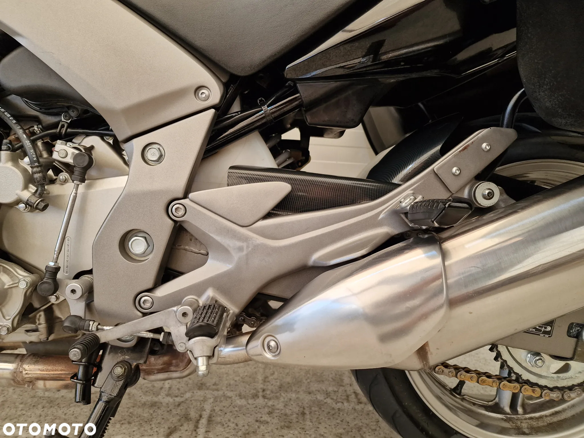 Honda CBF - 9