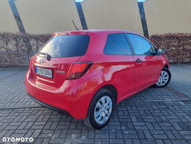 Toyota Yaris 1.0 Premium - 7