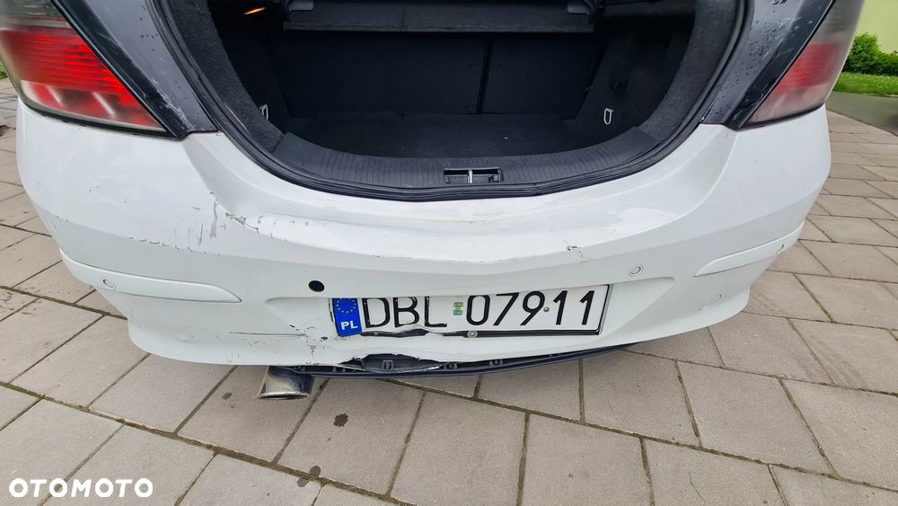 Opel Astra 2.0 Turbo Cosmo - 12