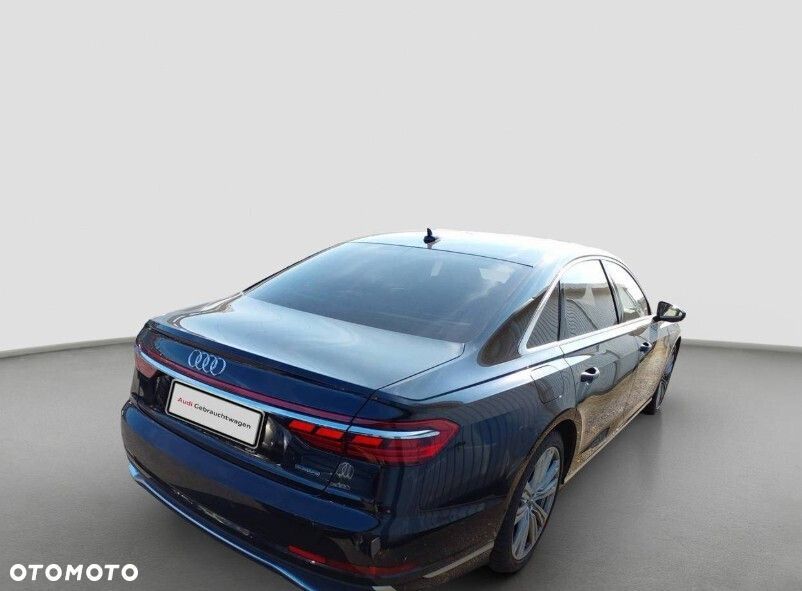 Audi A8 - 2