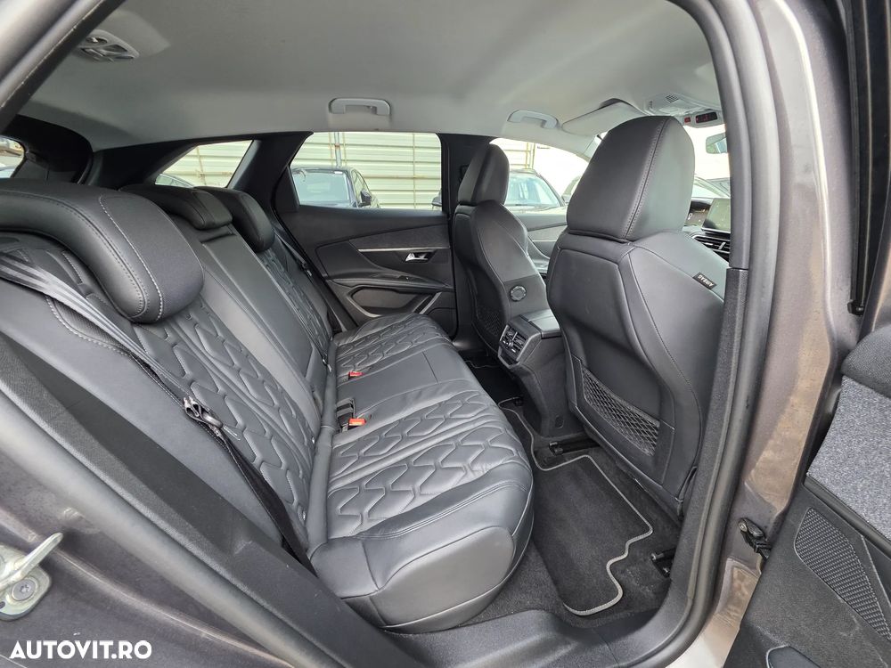 Peugeot 3008 225 e-EAT8 GT Pack - 18