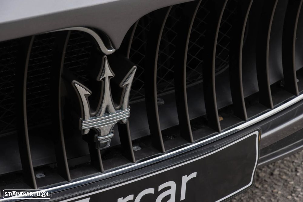 Maserati Grancabrio 4.7 V8 - 10