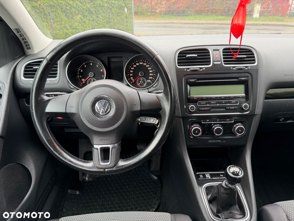 Volkswagen Golf - 15