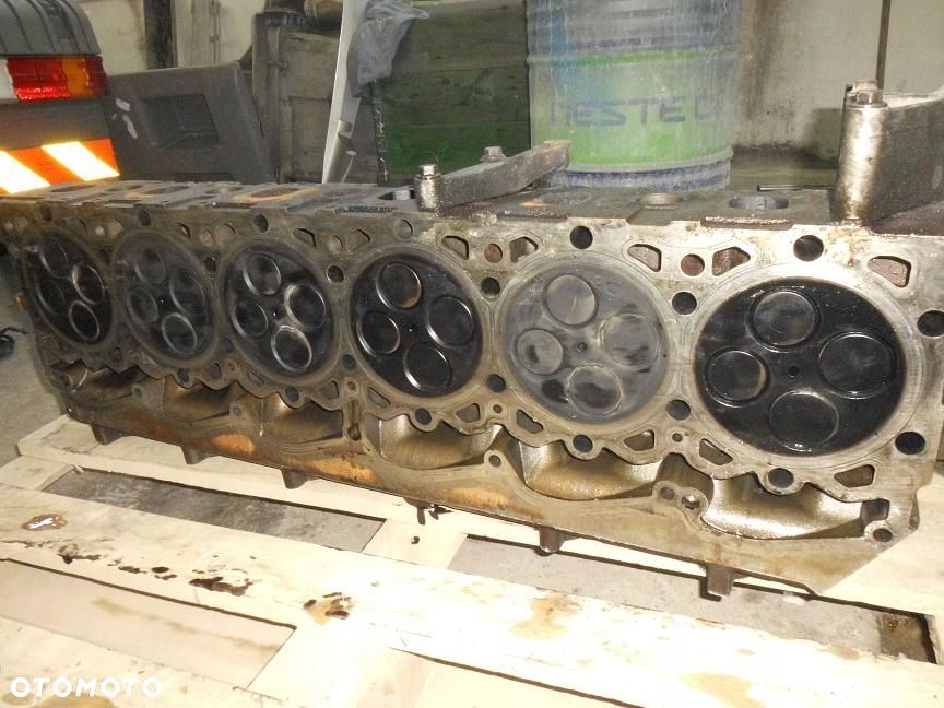 GŁOWICA SILNIKA NA 1 CZUJNIK DAF XF 105 , 85 CF EURO 5 410 , 460 , 510 KM - 2