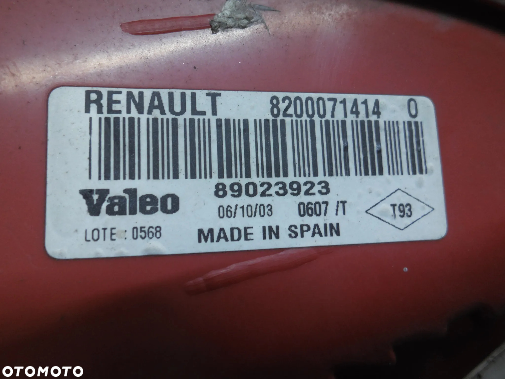 RENAULT CLIO II LIFT LAMPA TYŁ PRAWA + WTYCZKA INSTALACJA WERSJA EUROPEJSKA POSIADAM 2 SZT - 5
