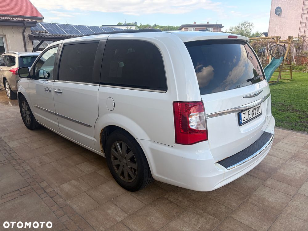 Chrysler Town & Country 3.6 Touring - 4