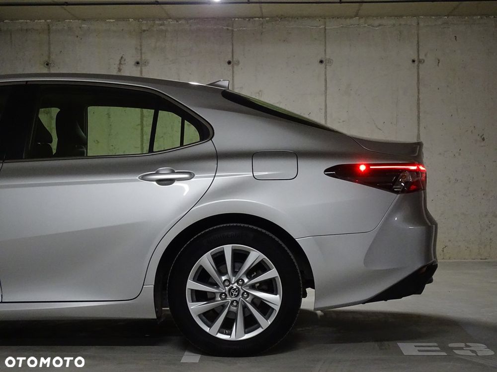 Toyota Camry 2.5 Hybrid Comfort CVT - 5