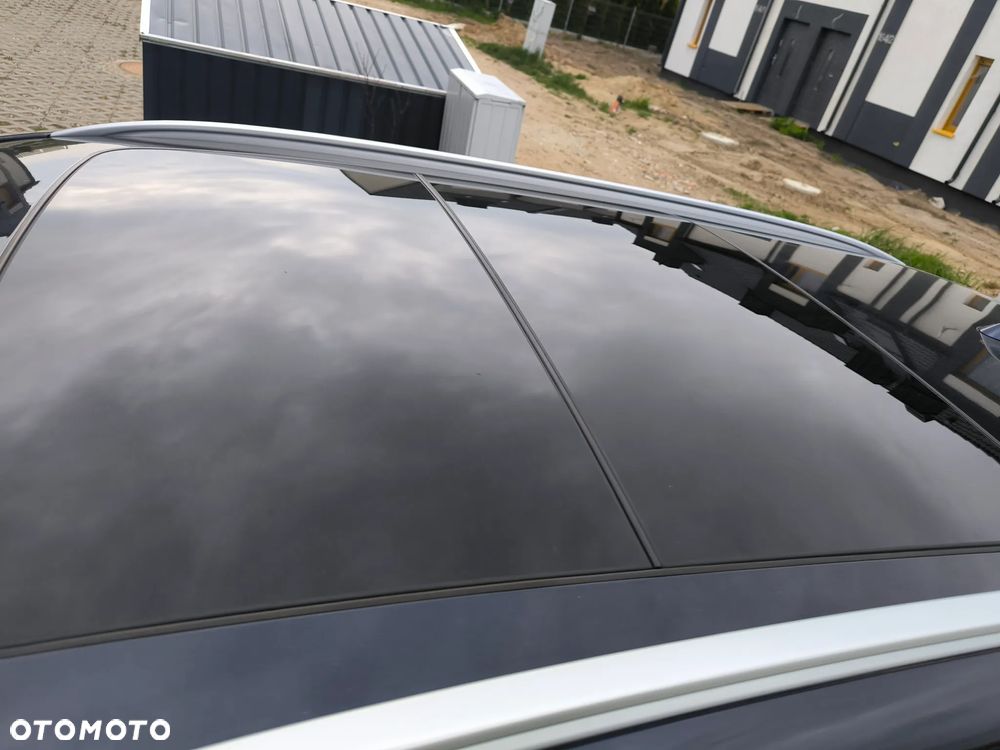BMW Seria 5 520i Sport Line - 11