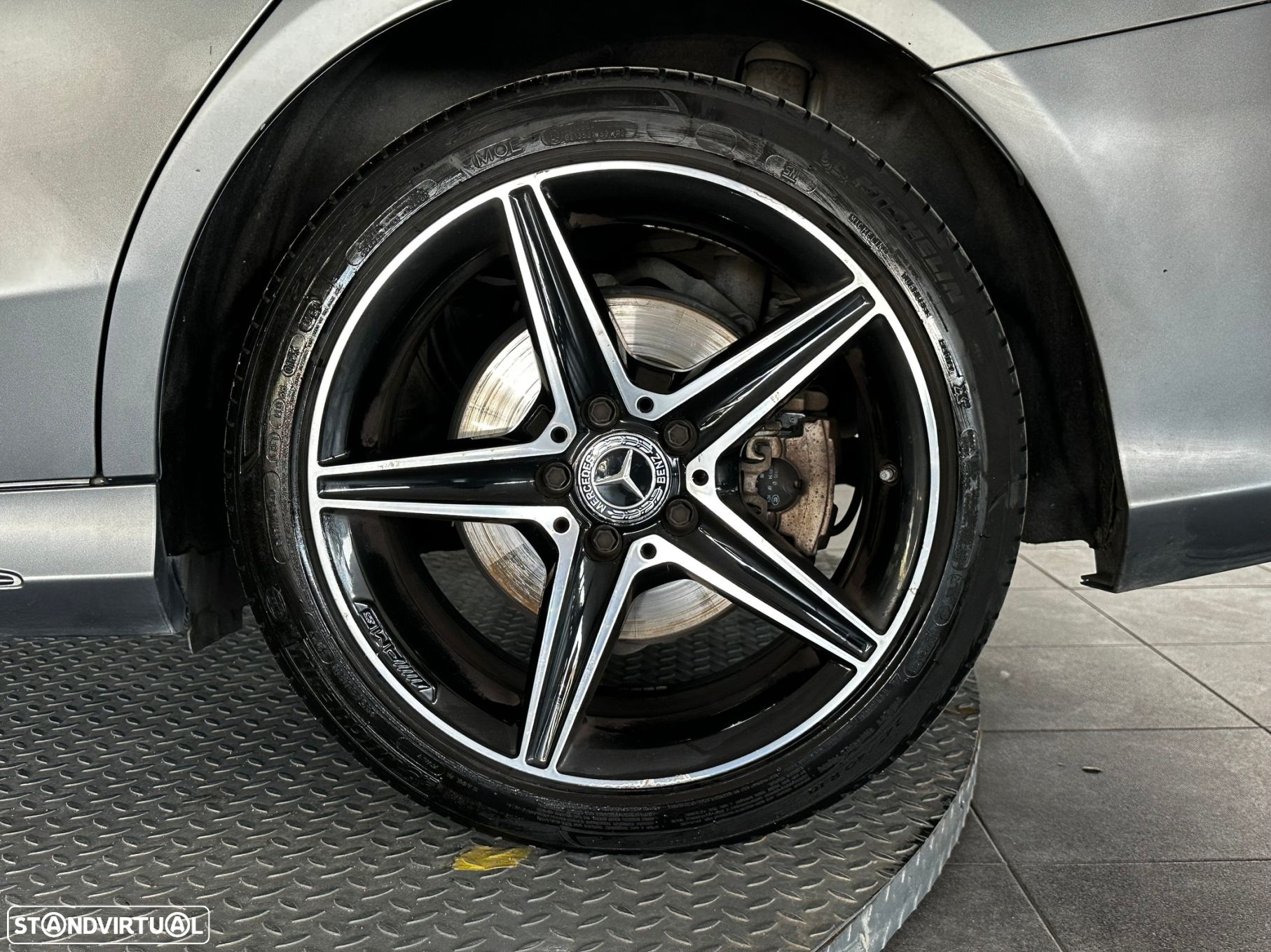 Mercedes-Benz C 350 - 11