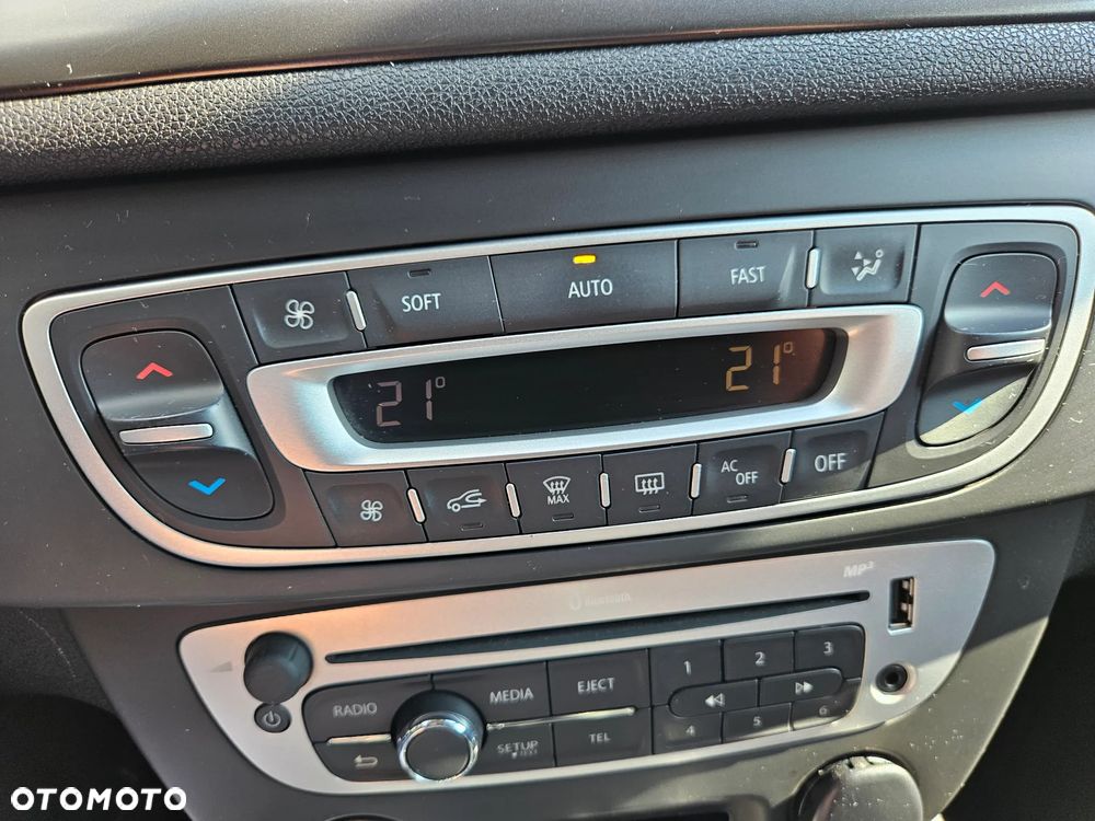 Renault Megane 1.6 16V Zen - 16