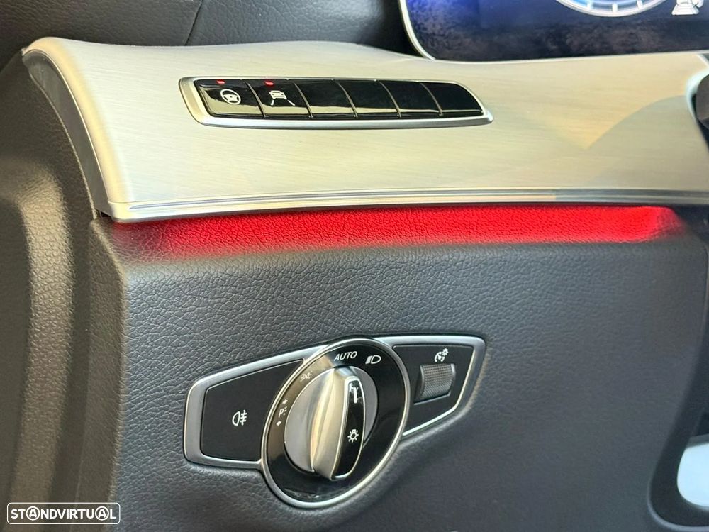 Mercedes-Benz E 220 d AMG Line - 29