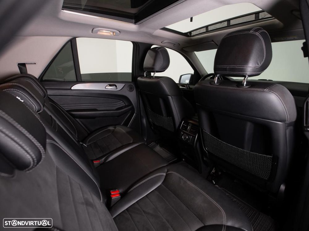 Mercedes-Benz ML 350 — fotografia 12