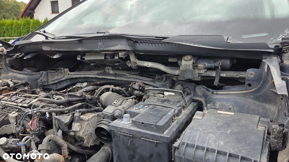 Volkswagen Touran 1.6 TDI DPF Comfortline - 17