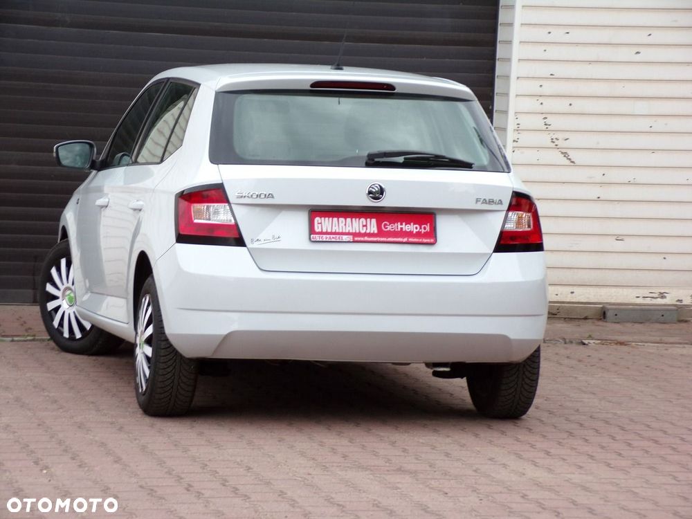 Skoda Fabia - 13