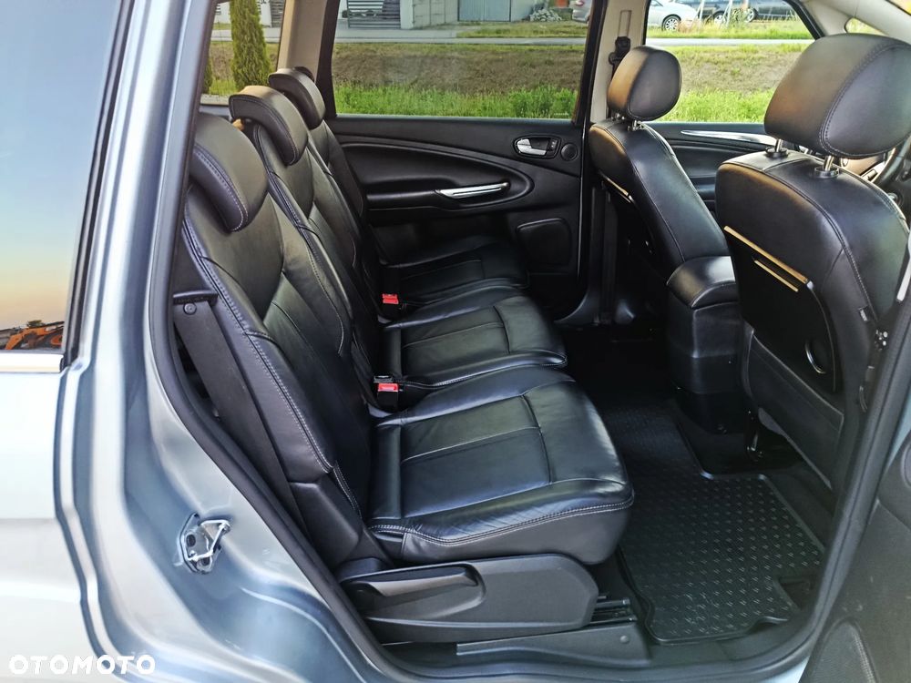 Ford S-Max 2.0 TDCi DPF Titanium - 23