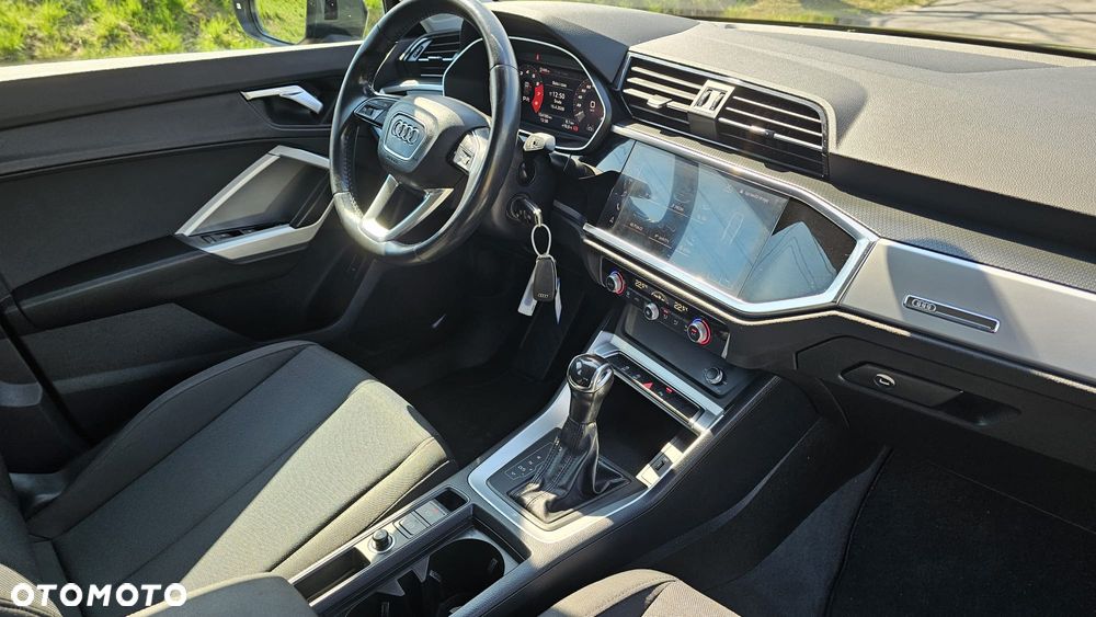 Audi Q3 35 TFSI S tronic - 23