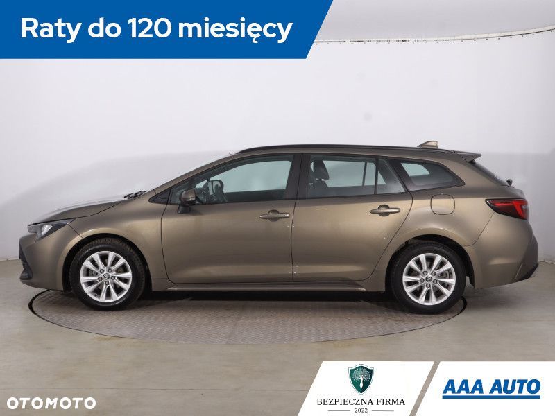 Toyota Corolla - 4