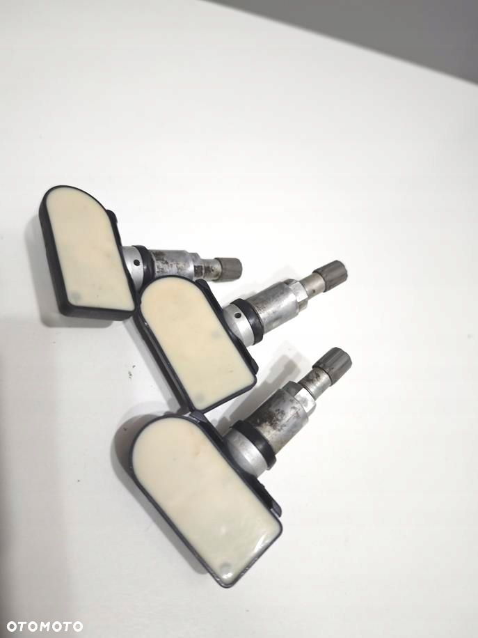 Czujnik ciśnienia kół TPMS Mercedes A0009057205 - 4