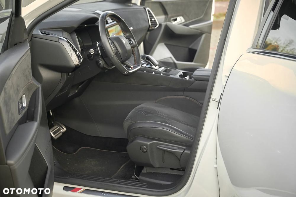 DS Automobiles DS 7 Crossback 1.6 E-Tense 4x4 Performance Line + - 24