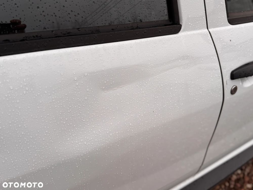 Dacia Duster SCe 115 4x2 Essentiel - 11