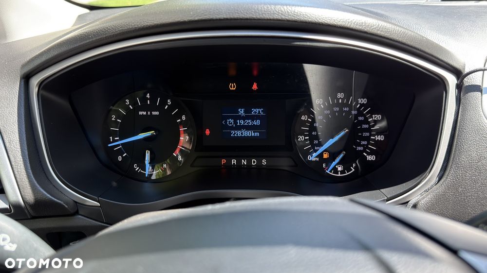 Ford Fusion - 20