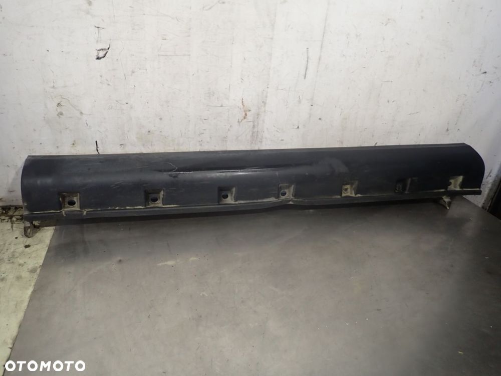 LISTWA PROGOWA ZEWNĘTRZNA SUZUKI SX4 1.9 - 1