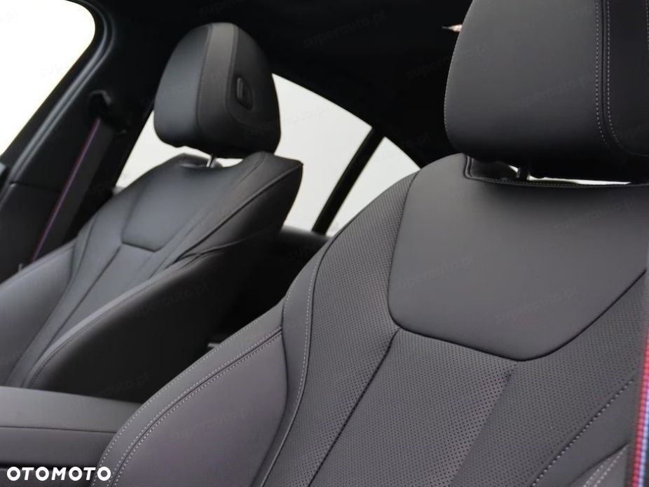 BMW Seria 3 330i xDrive M Sport sport - 8