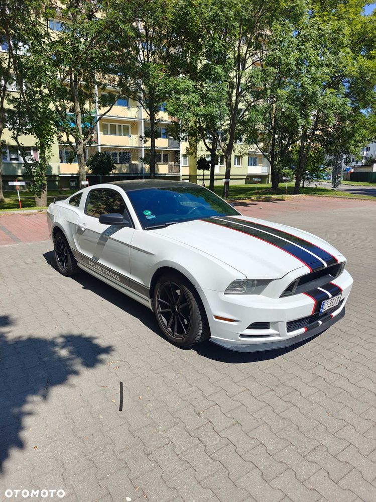 Ford Mustang - 1