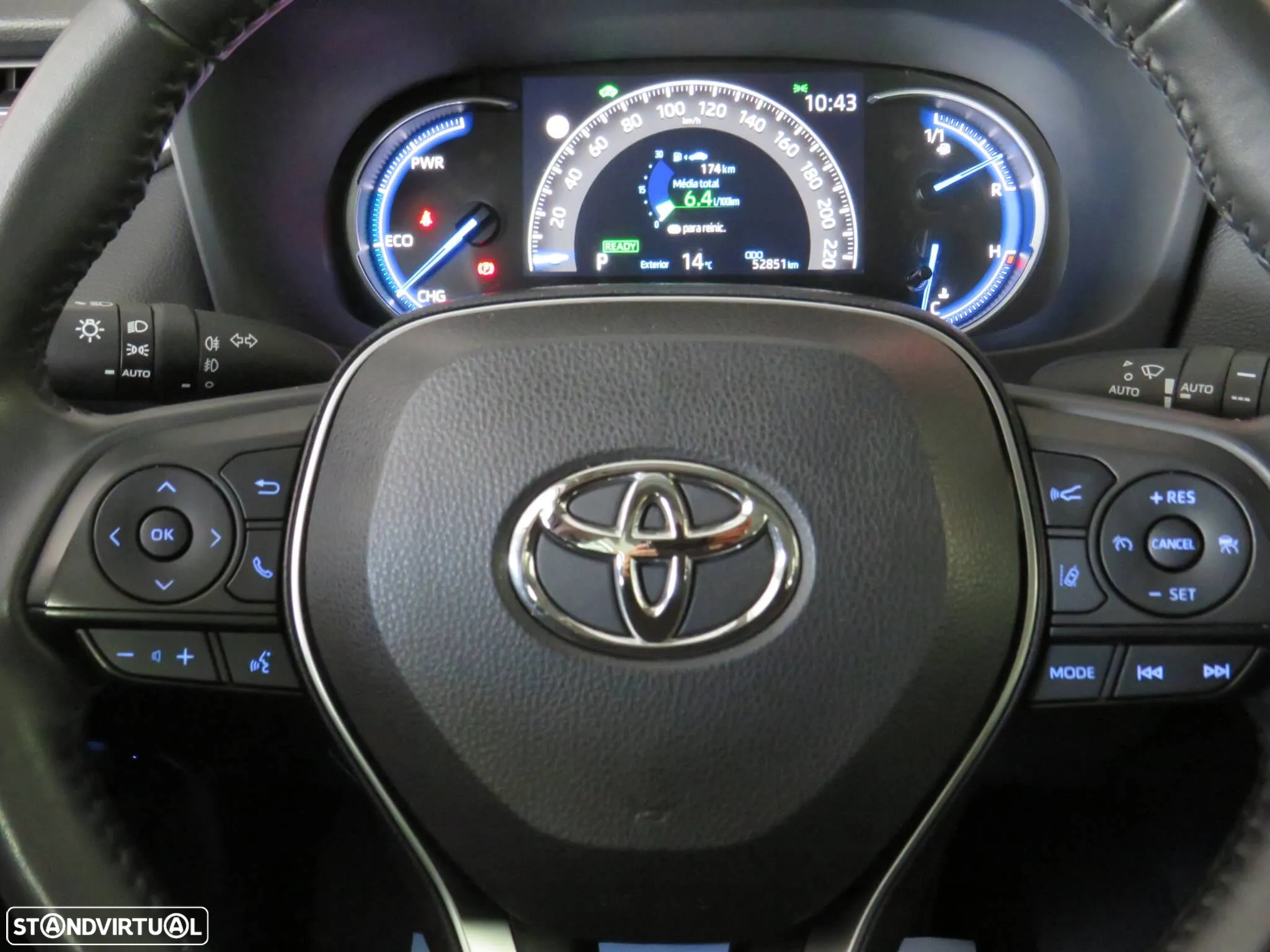Toyota RAV4 2.5 HDF Comfort - 17