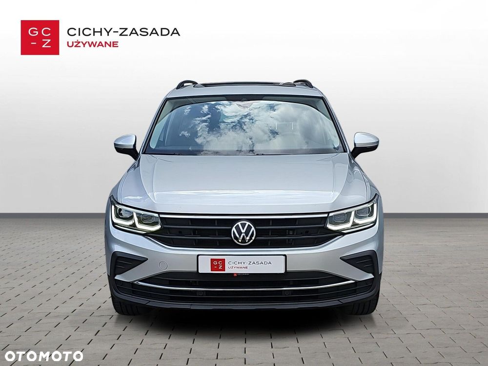 Volkswagen Tiguan - 2