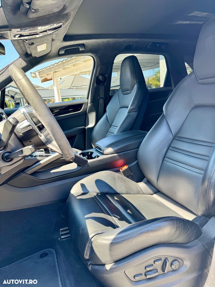 Porsche Cayenne E-Hybrid Tiptronic S - 6