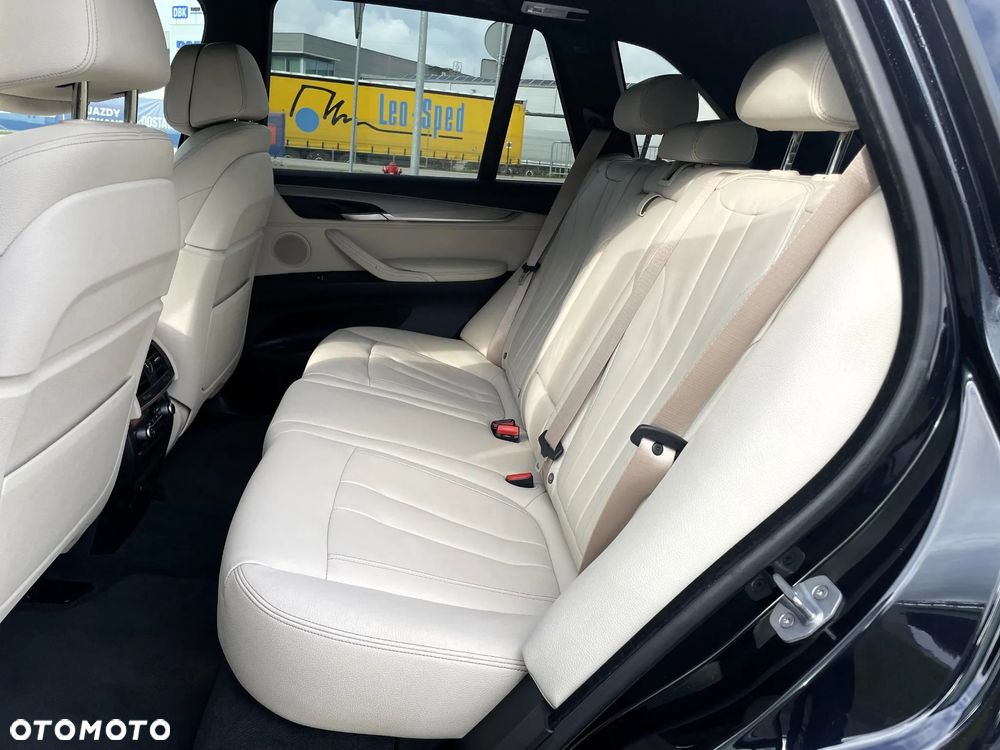 BMW X5 xDrive25d - 13