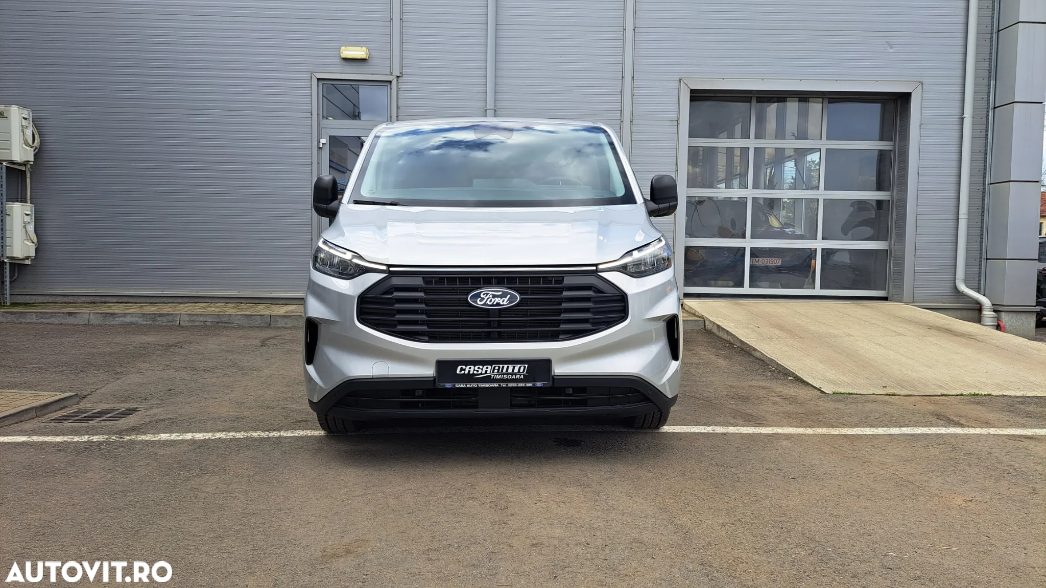 Ford TRANSIT CUSTOM VAN L2H1 T320 TREND FWD - 2